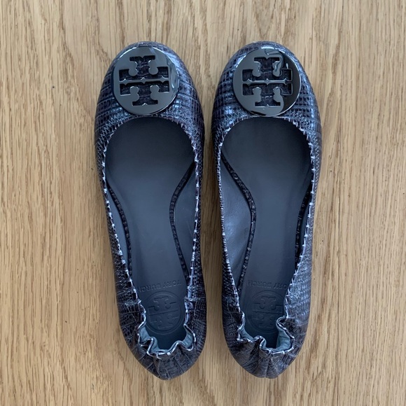 Tory Burch Grey Lizard Print Flats - Picture 2 of 6